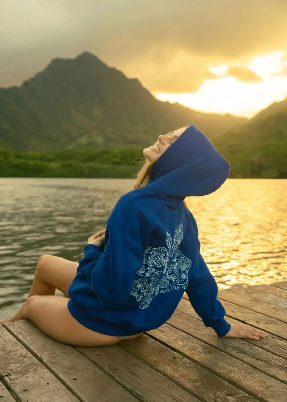 Fleur Dames Hoodie – Oversized Hoodie met Bloemenprint op de Rug