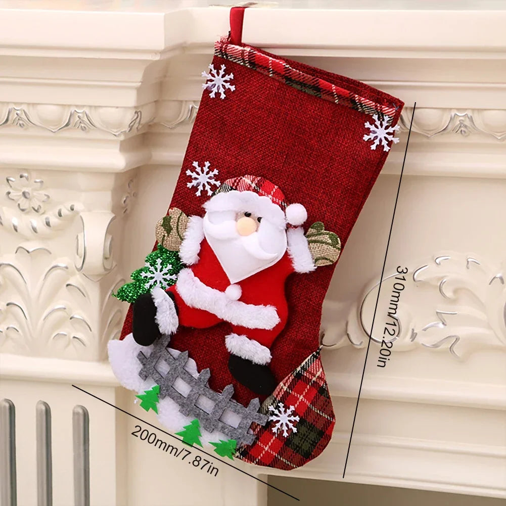 Kerstvriendjes Noël – Set van 4 Kerstkousen met 3D-figuren van Linnen