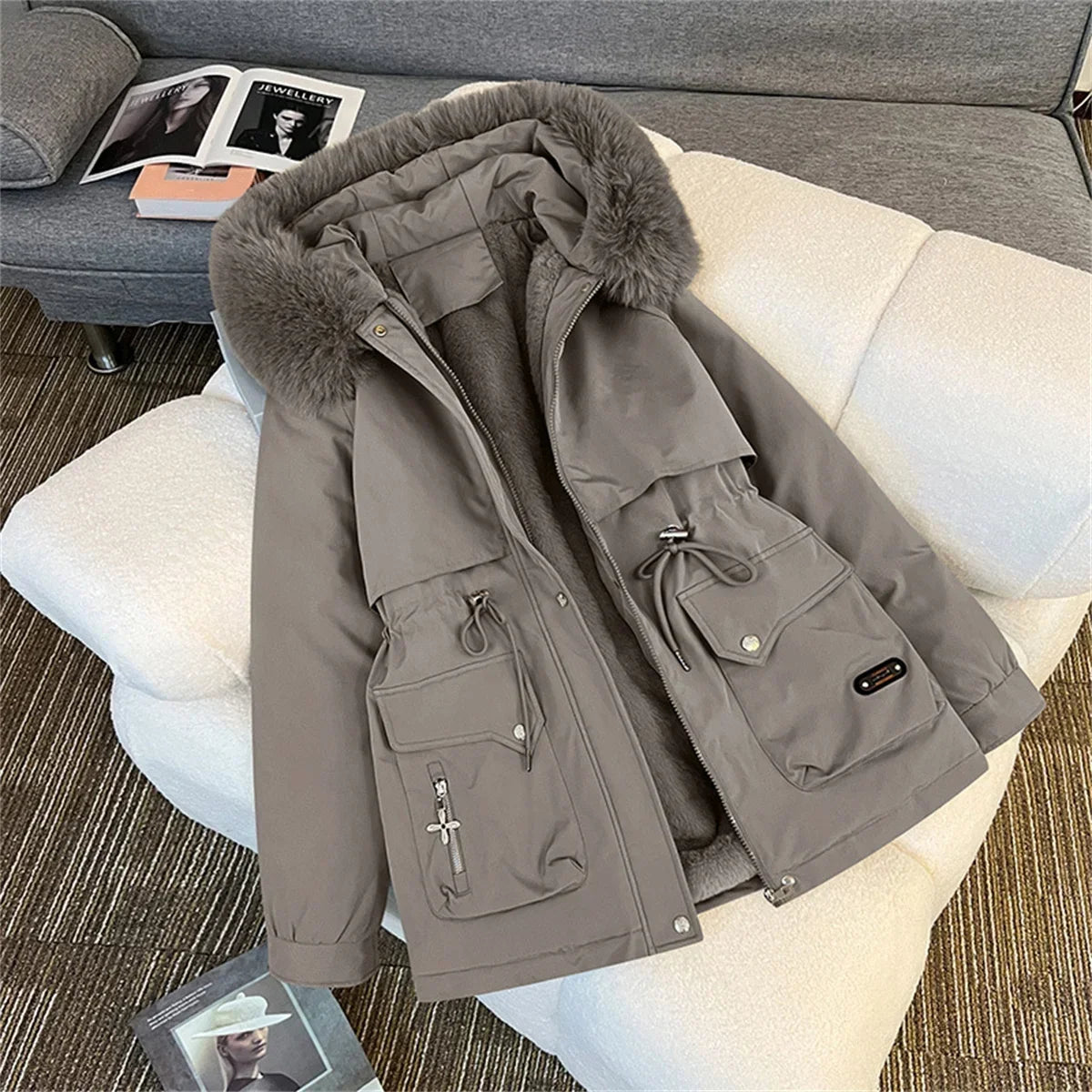 Noor Dames Winterjas met Capuchon en Verstelbare Taille