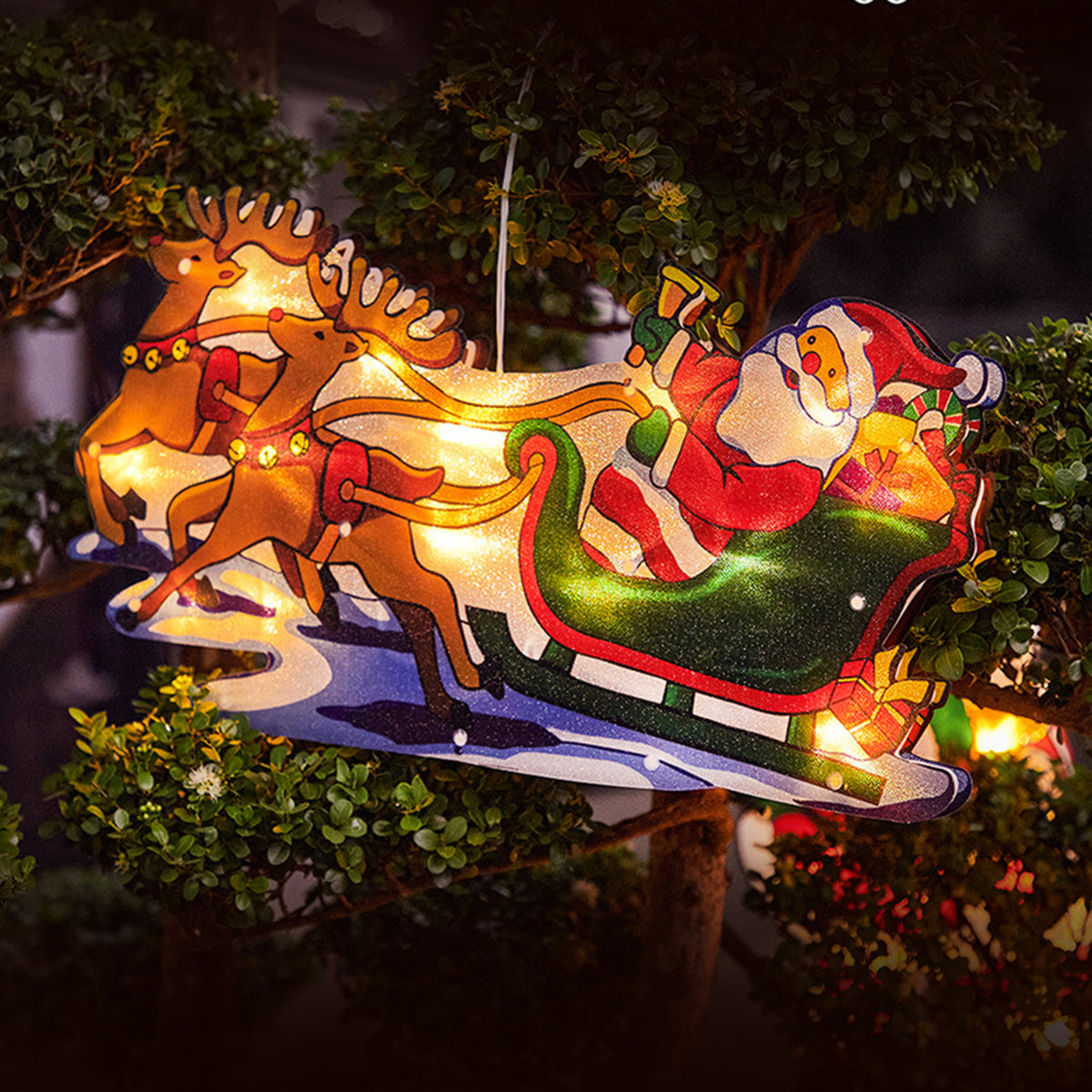 Kerstgloed – Hangende Kerstfiguren met Warme Verlichting voor het Raam