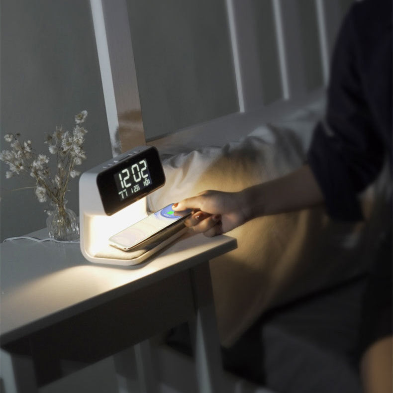 NachtGloed 3-in-1 Tafellamp met Draadloze Oplader en Wekker