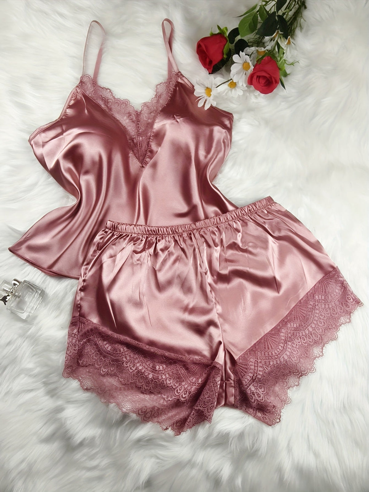 Dames Pyjamasset Met Kantdetail – V-hals Loungewear Voor Lente en Zomer