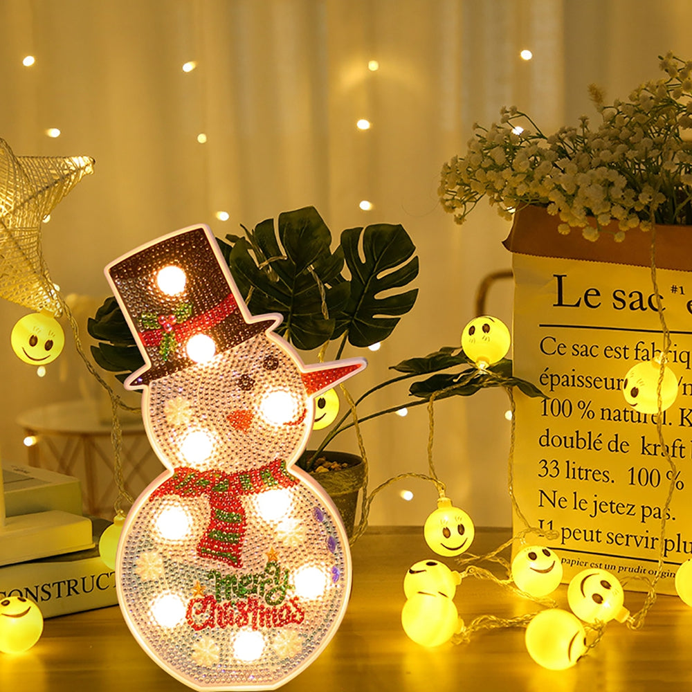 Diamantlicht Noëlle – DIY LED Kerstnachtlampje met Kerstboom en Sneeuwpop