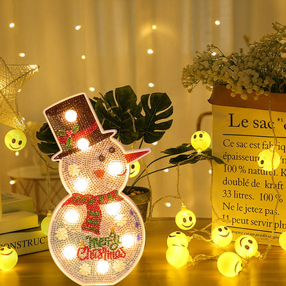 Diamantlicht Noëlle – DIY LED Kerstnachtlampje met Kerstboom en Sneeuwpop
