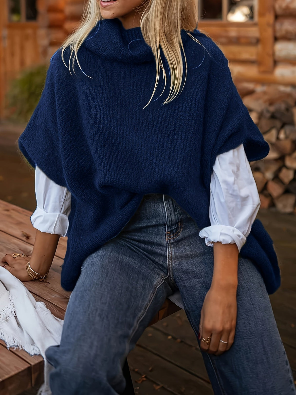 Gebreide poncho-top met polokraag en korte mouwen, losse pasvorm