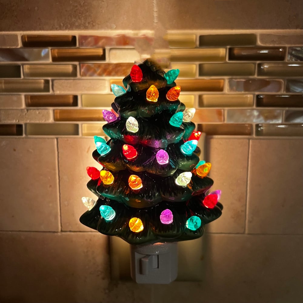 KerstGloed Kerstboom Nachtlamp met Kleurrijke Verlichting
