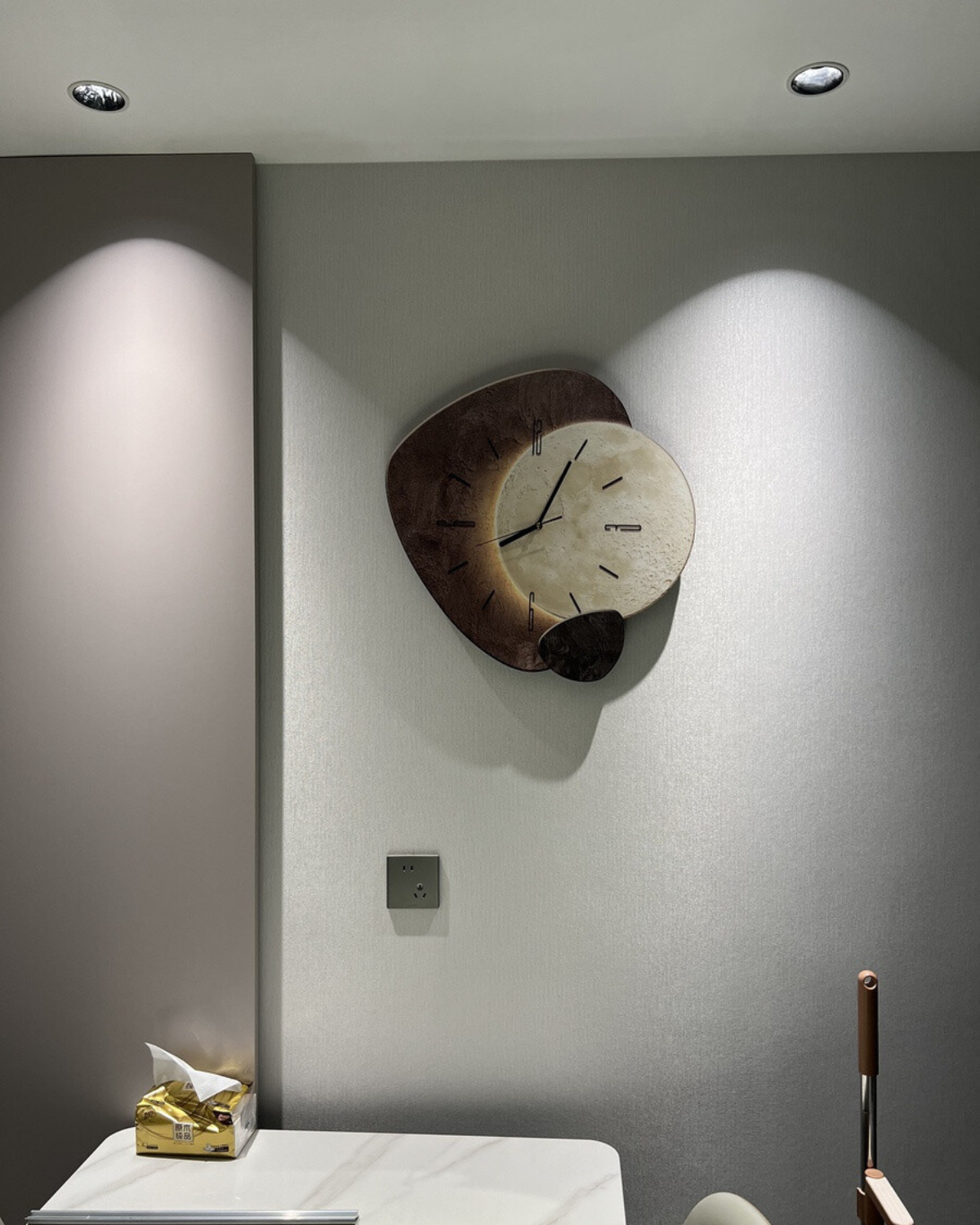 Maanlicht Wandklok – Japandi Design voor Modern Interieur