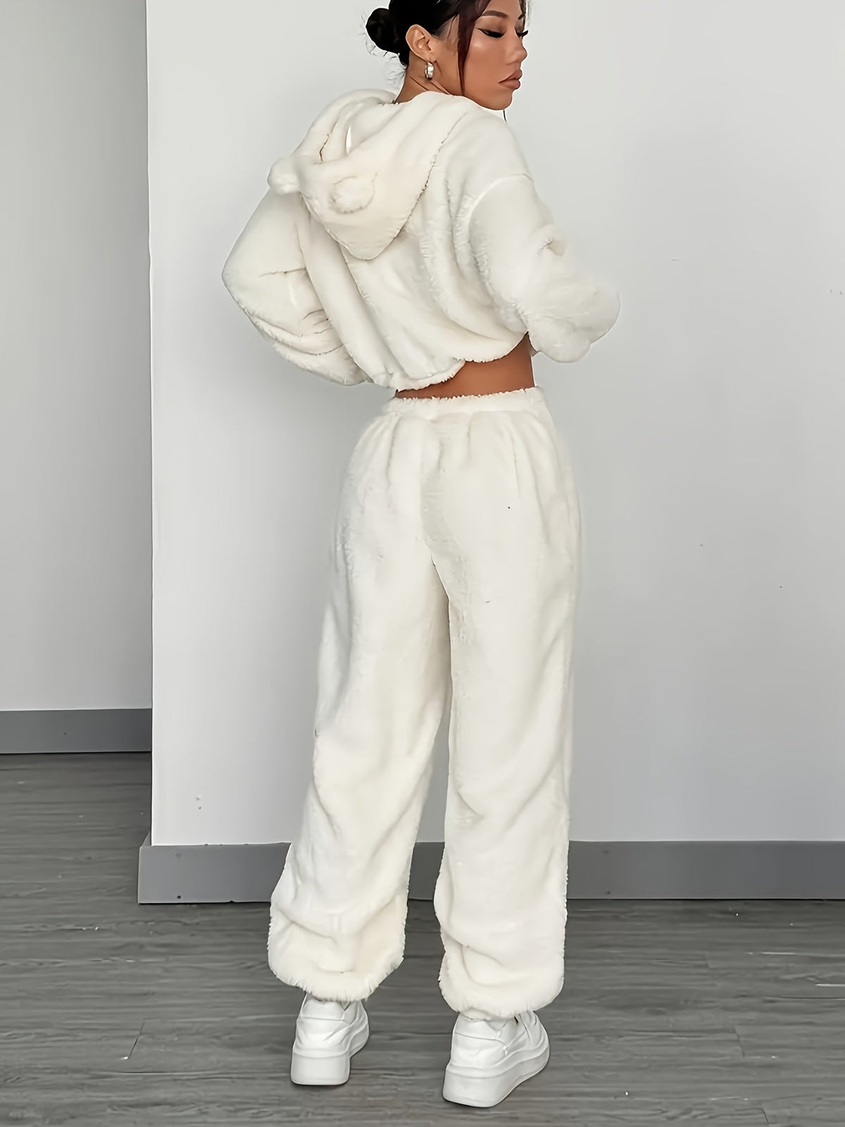 Dames Loungewear Set 2-Delig – Hoodie met Berenoren en Broek