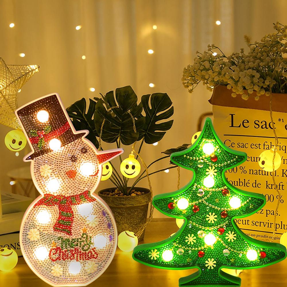 Diamantlicht Noëlle – DIY LED Kerstnachtlampje met Kerstboom en Sneeuwpop