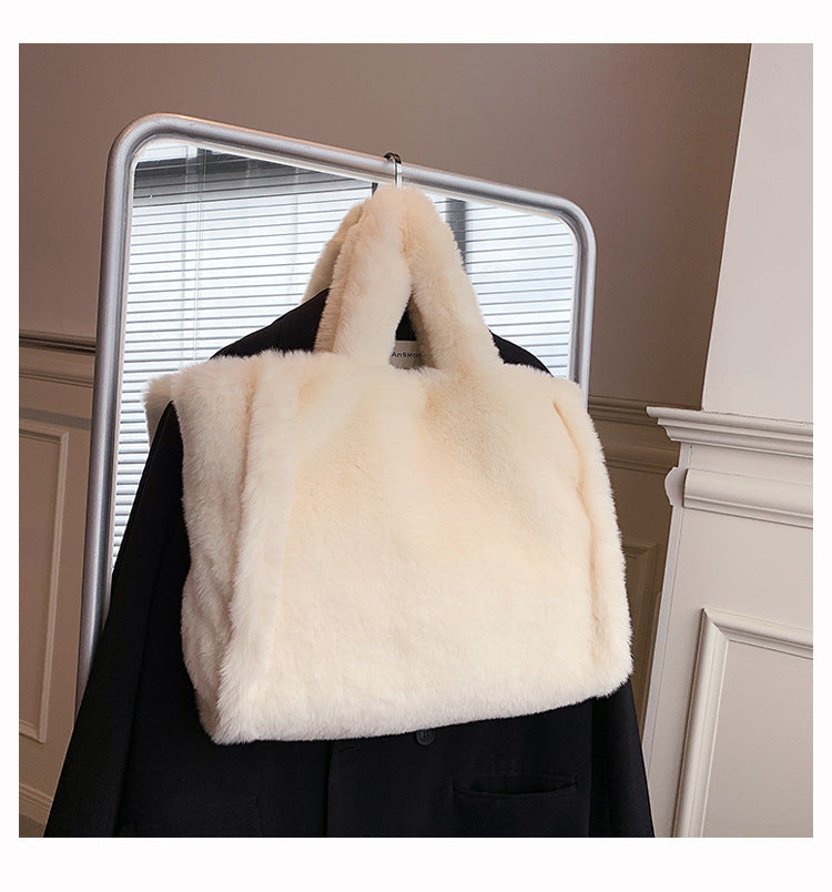 Fluffora – Zachte pluche damestas met kettingriem in 2 maten