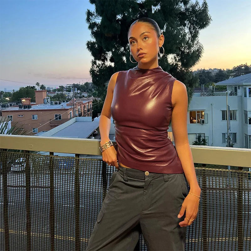 Veerle Dames Top – Vegan Leather Look Top met Elegante Uitstraling