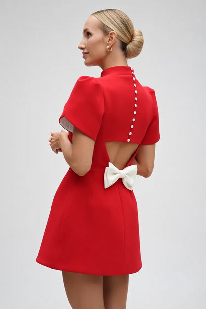 Veloura Strik Jurk Kort Elegant en Speels Design