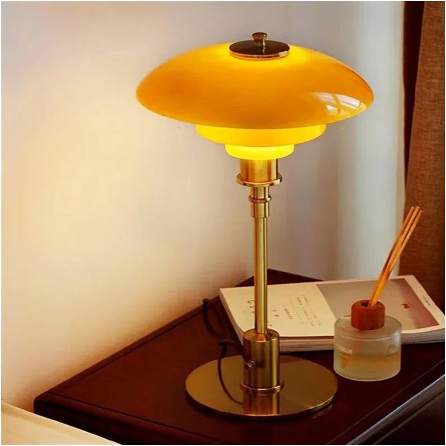Mila Scandinavische LED Tafellamp – Moderne Glazen Tafellamp