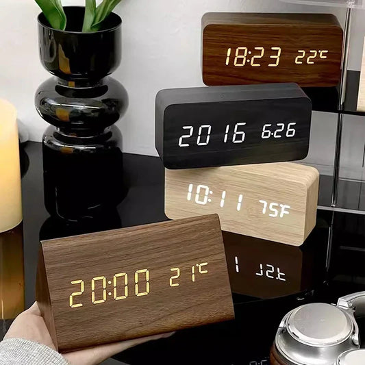 Ties Digitale Wekker – LED Klok met Alarm en Temperatuurweergave
