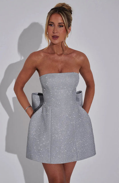 Dames Glanzend Minikleed Elara – Feestelijk en Getailleerd