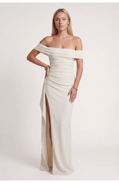 Noordzeegloed Split Elegance Off-Shoulder Maxi Jurk met Split