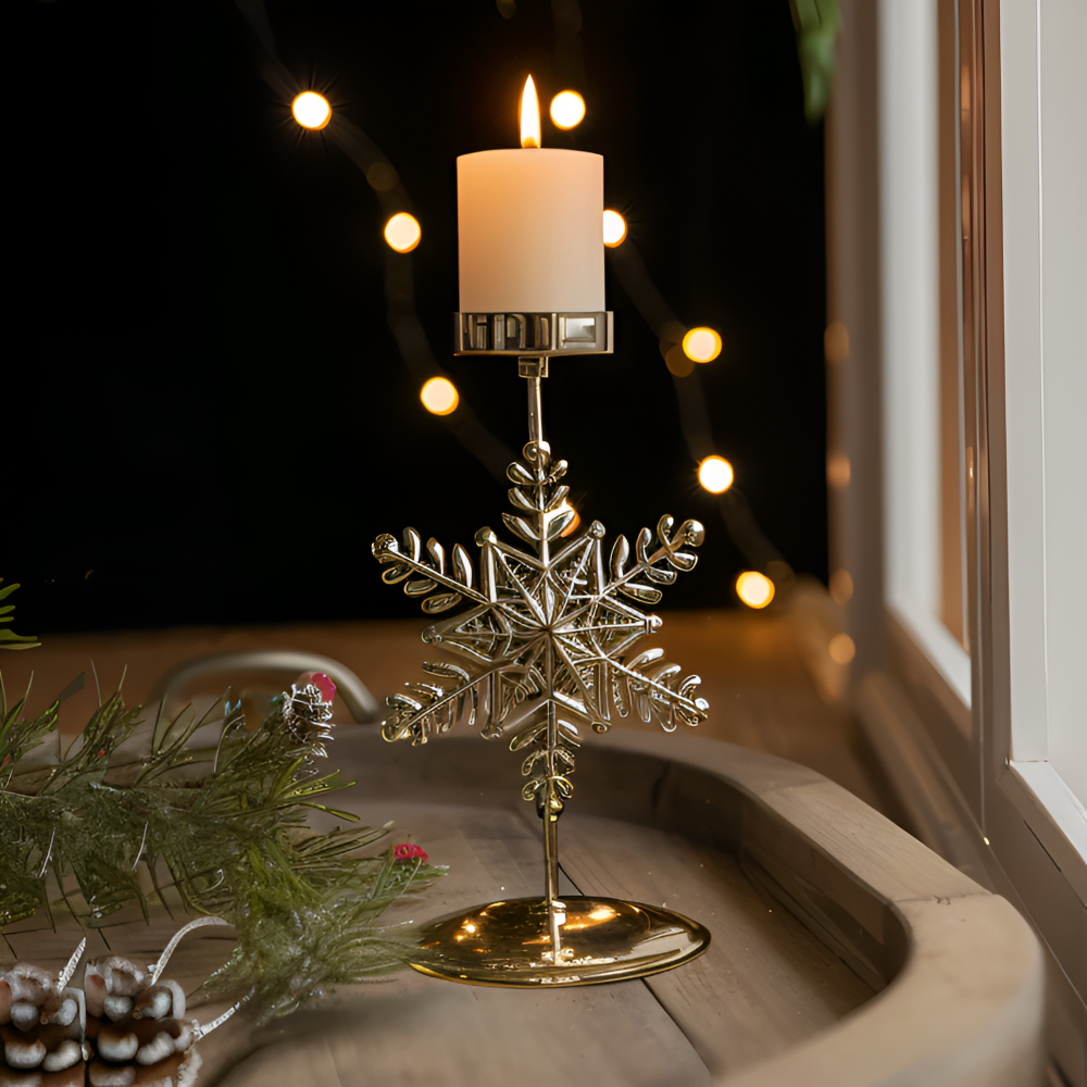 KerstGloed Gouden Kaarsenhouder met Kerstmotief – 17 cm