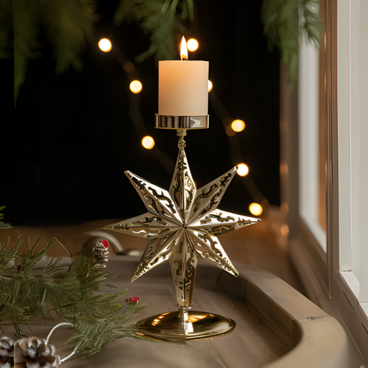 KerstGloed Gouden Kaarsenhouder met Kerstmotief – 17 cm