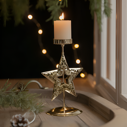 KerstGloed Gouden Kaarsenhouder met Kerstmotief – 17 cm