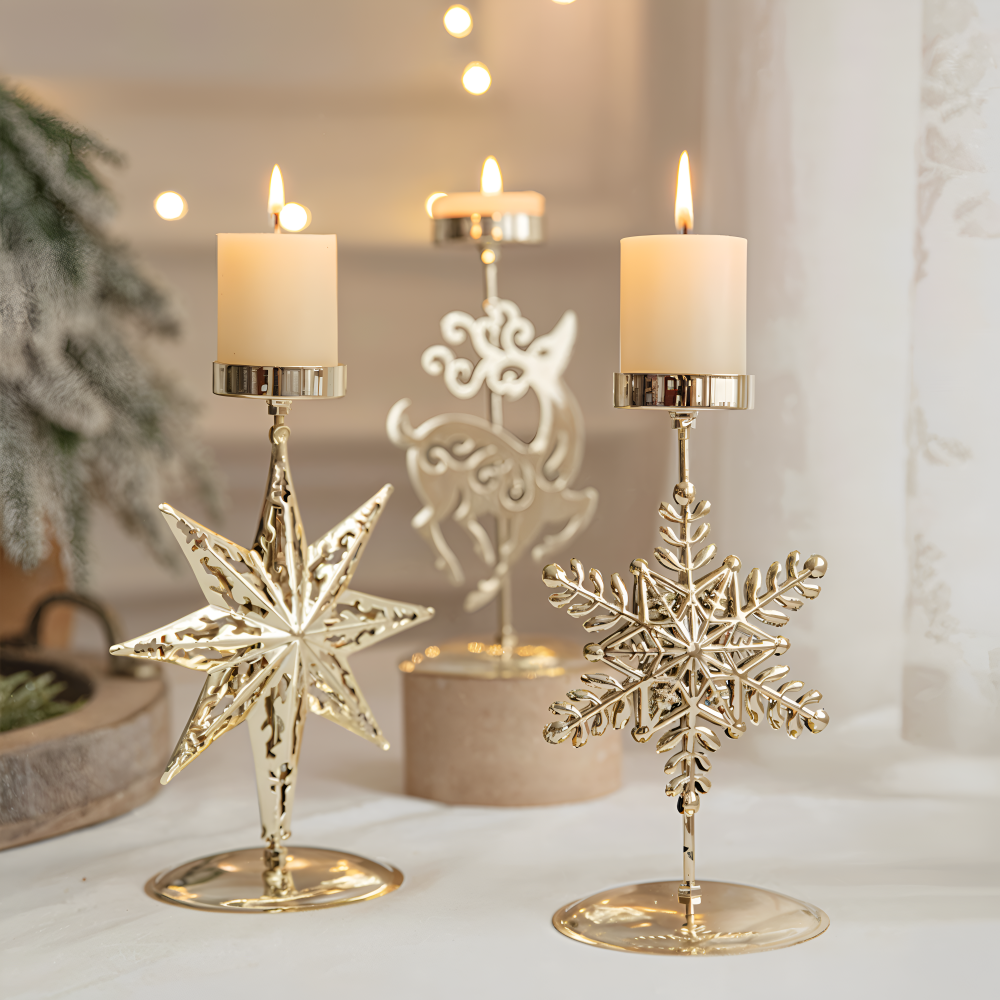 KerstGloed Gouden Kaarsenhouder met Kerstmotief – 17 cm