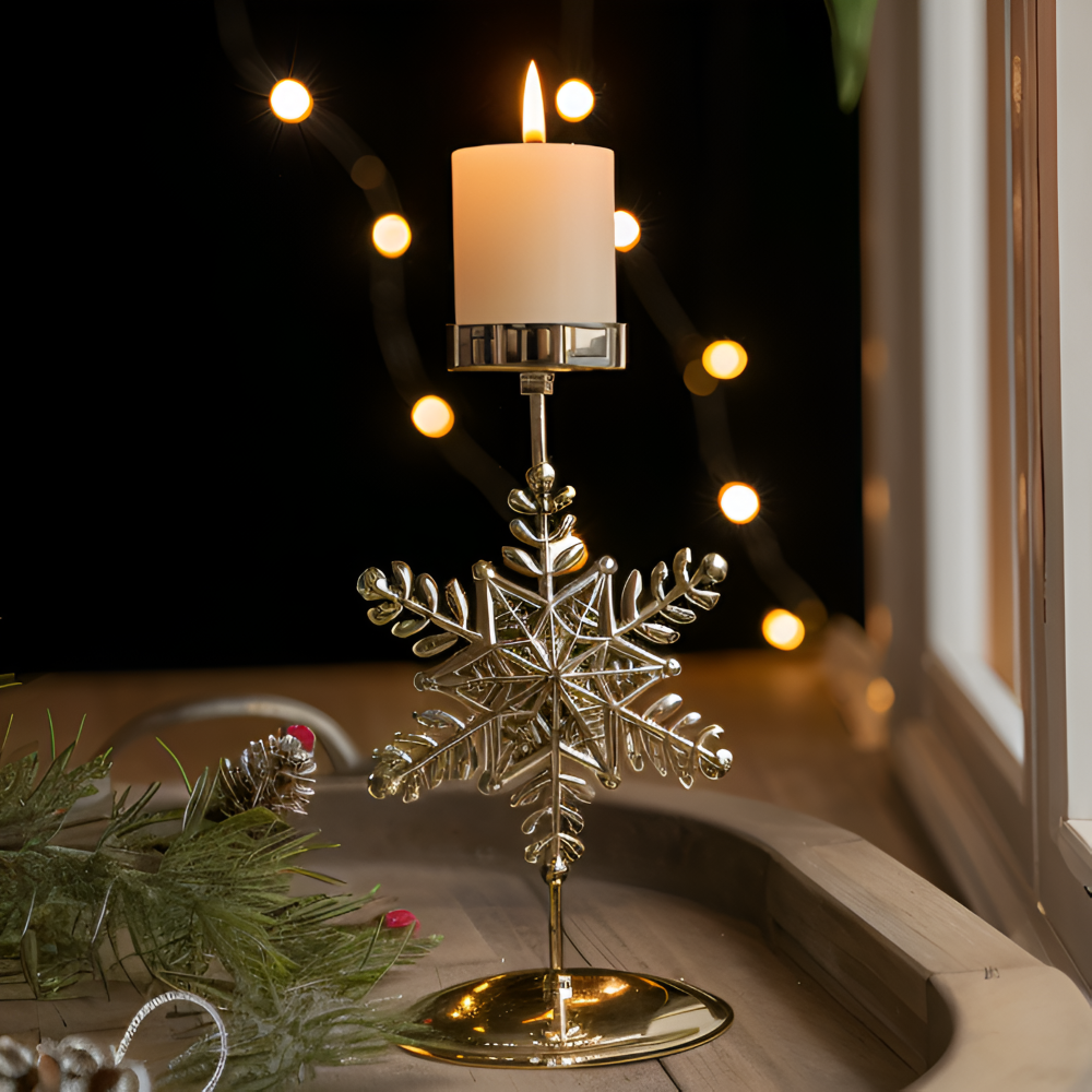 KerstGloed Gouden Kaarsenhouder met Kerstmotief – 17 cm