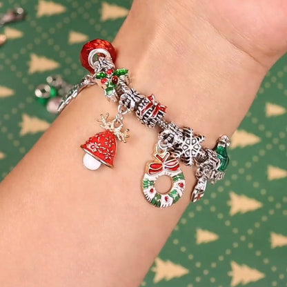 Kerstcharme – Adventskalender met 22 bedeltjes en 2 armbanden