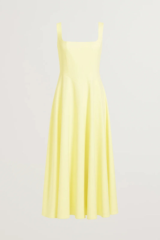 Aurevia Gele Elegante Midi Jurk met Brede Bandjes en Zomerlook