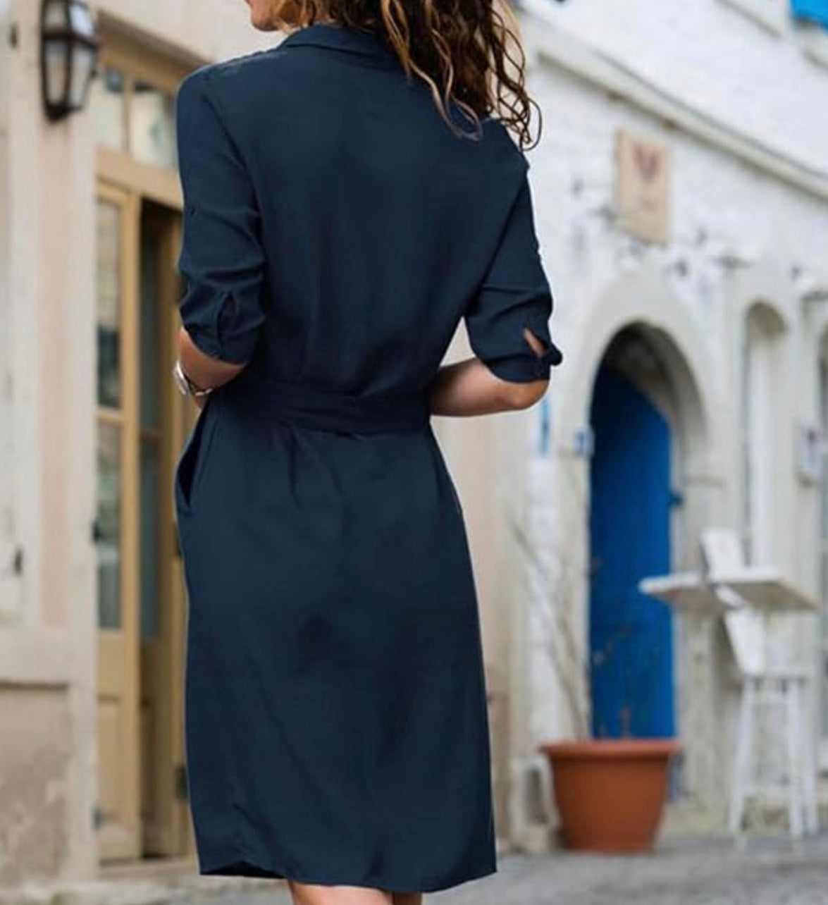 SilhouetChic Damesjurk – Elegante Pasvorm voor Elke Gelegenheid