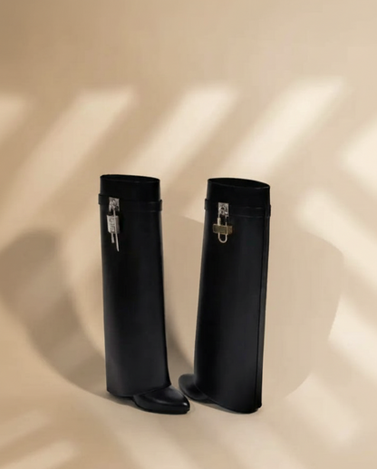 NoirElevate Dameslaarzen met Verborgen Sleehak en Elegant Design