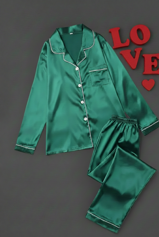 Tove™ Luxe Satijnen Damespyjama Set – Elegant & Comfortabel