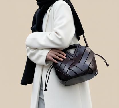 Gevlochten Dames Handtas van Vegan Leer met Driehoekige Handgreep