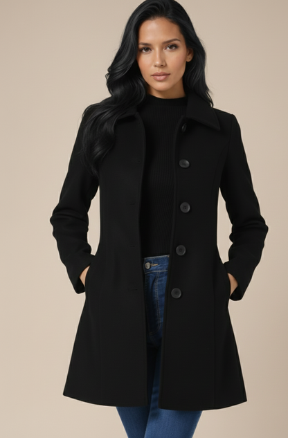 Aurora Getailleerde Damesjas met Uitlopende Zoom – Elegant & Tijdloos