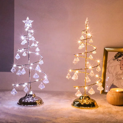 CrystalGlow - Kerstboom Tafellamp met Kristaldecoratie en LED-verlichting
