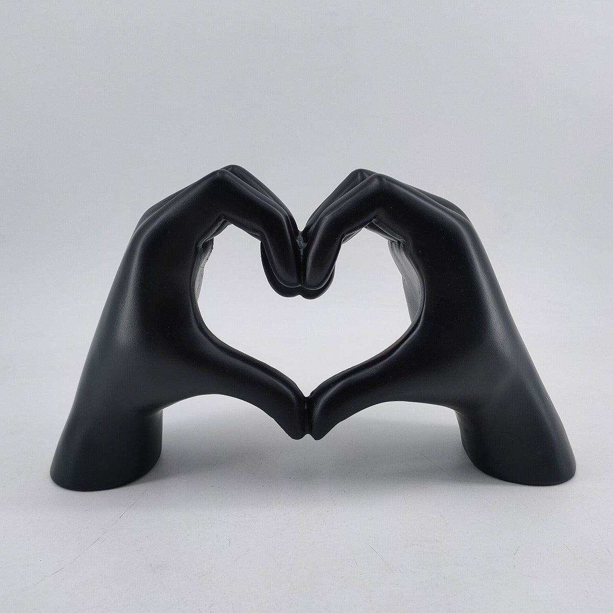Hartvormige Woondecoratie – Symbolisch Beeld voor Liefde en Verbinding