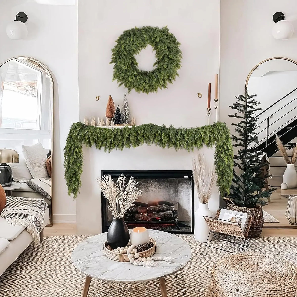 Wintergroen – Kunstkerstslinger van 275 cm voor Feestelijke Decoratie