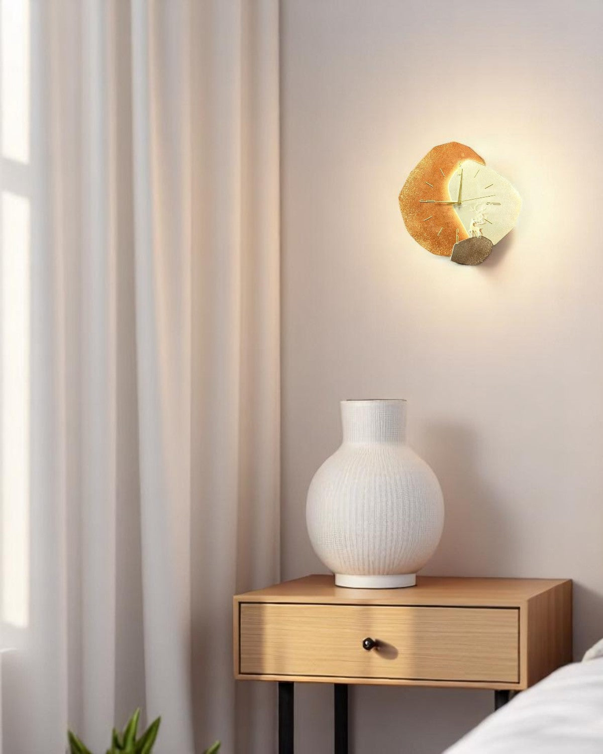 Maantijd Wandklok – Moderne Asymmetrische Klok met Licht