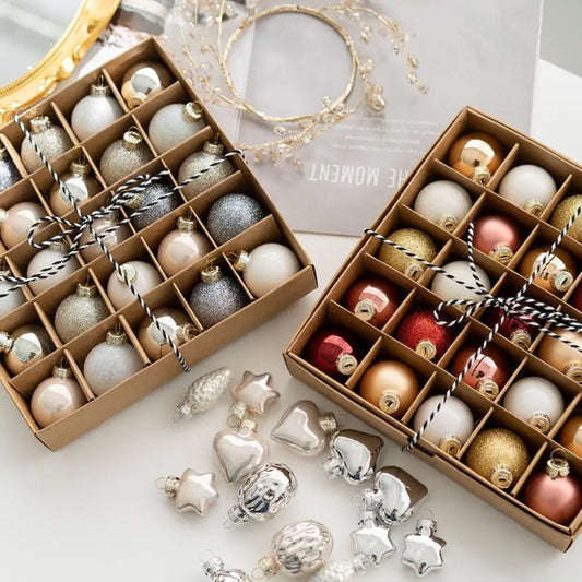 Roségoudia – Set van 25 Kerstballen van 4 cm in Roze, Rood en Goud