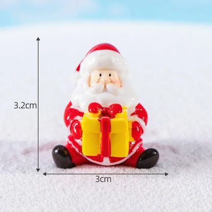 Kerstwereld Figuren – Kerstman en Elanden als Feestdecoratie