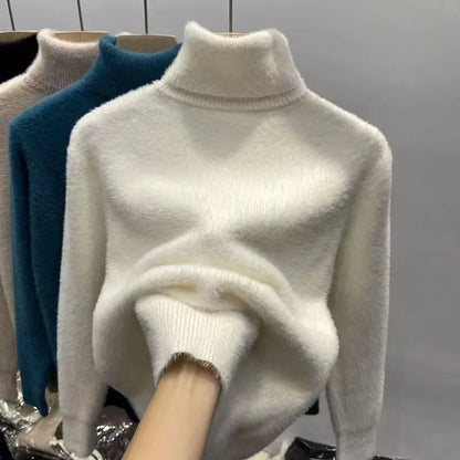 Zachte Hoge Hals Trui voor Dames in Fluffy Materiaal, Lange Mouwen