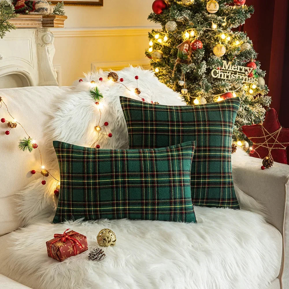 Kerst Kussenhoes 45x45 cm – Rood Groen met Sneeuwvlokmotief
