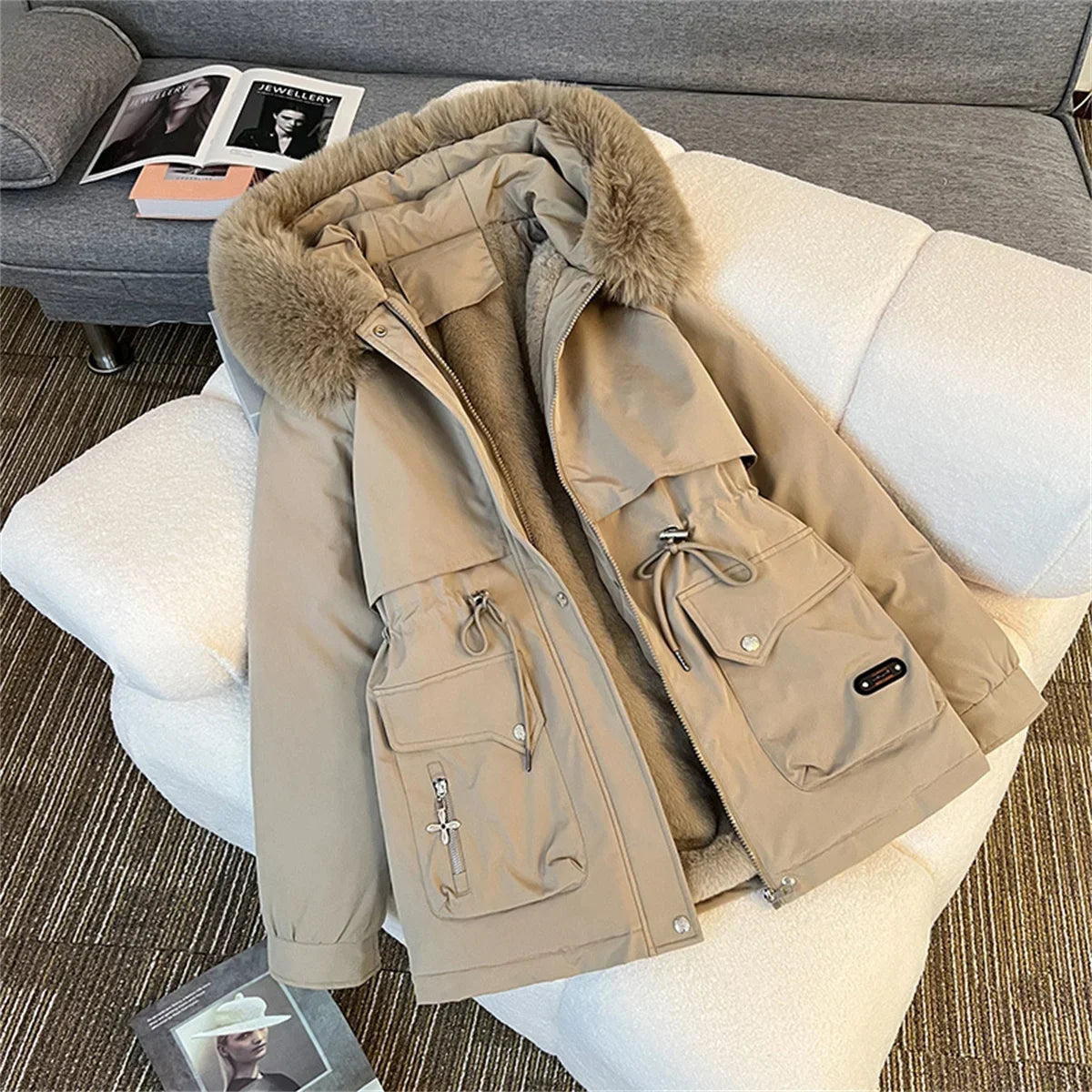Noor Dames Winterjas met Capuchon en Verstelbare Taille