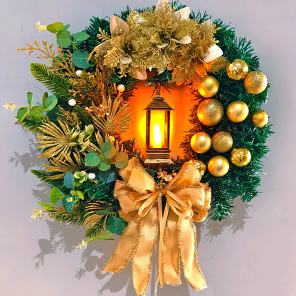 Kerstgloed – Kerstkrans met Gouden en Rode Details en Verlichting