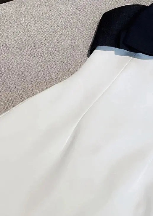 Amélie – Elegante Tweedelige Damesjurk met Zwarte Strik