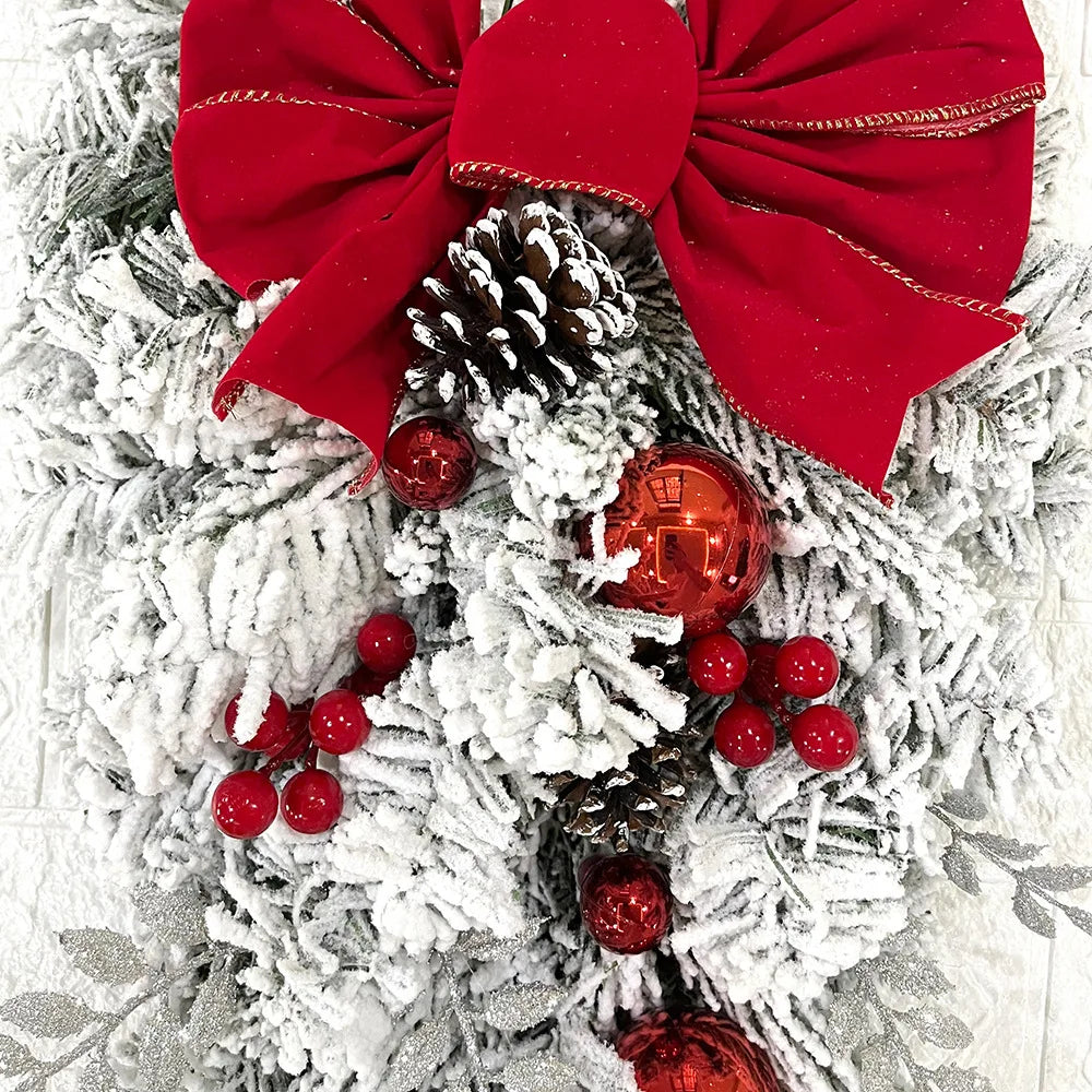 Winterweelde Kerstkrans en Slinger – Gevlokte PVC Kerstdecoratie