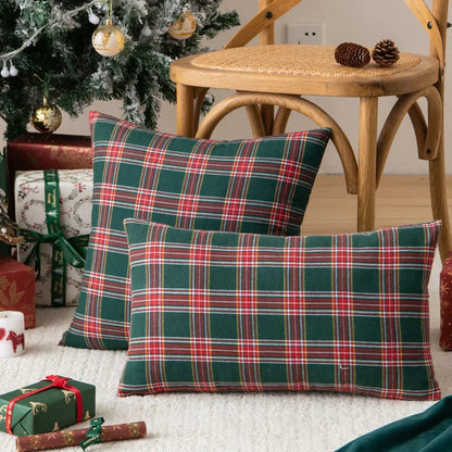 Kerst Kussenhoes 45x45 cm – Rood Groen met Sneeuwvlokmotief