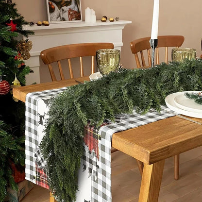 Wintergroen – Kunstkerstslinger van 275 cm voor Feestelijke Decoratie
