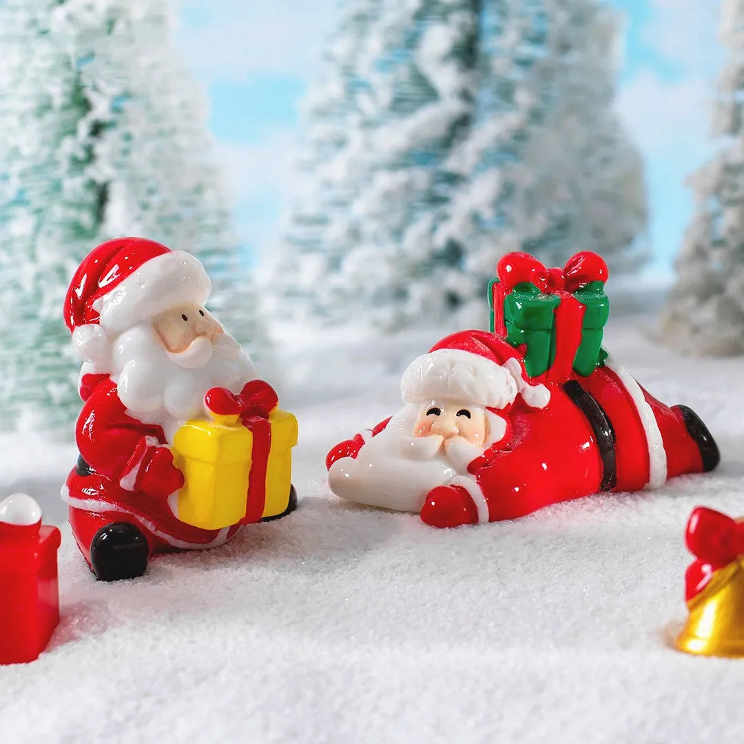 Kerstwereld Figuren – Kerstman en Elanden als Feestdecoratie