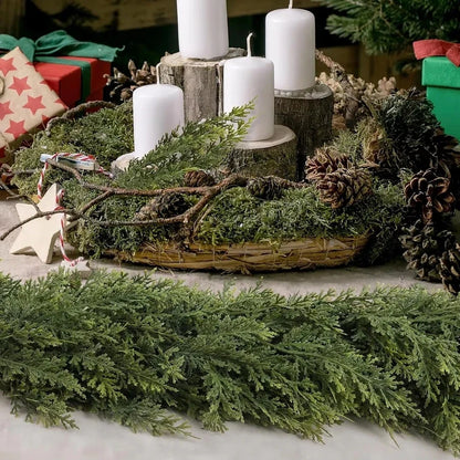 Wintergroen – Kunstkerstslinger van 275 cm voor Feestelijke Decoratie