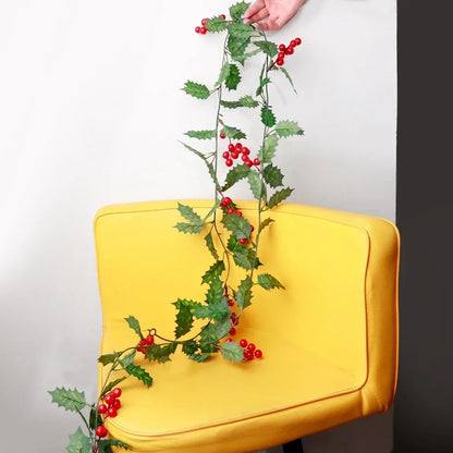 Kerstslinger – 2 Meter Feestelijke Decoratie met Bessen en Bladeren