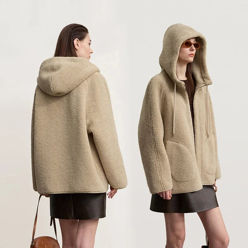 Dames teddyjacka met capuchon en zakken – Beige of Zwart